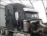 FREIGHTLINER CLASSIC XL Photo #2