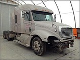 FREIGHTLINER COLUMBIA 120 Photo #4