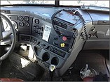 FREIGHTLINER COLUMBIA 120 Photo #6