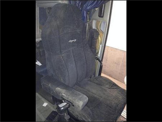 FREIGHTLINER COLUMBIA 120 Photo