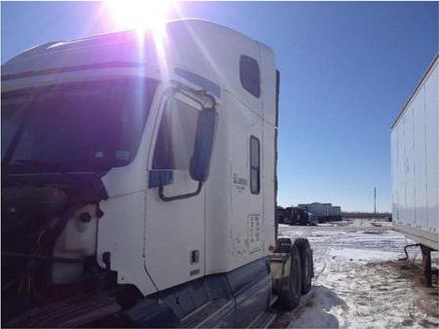 FREIGHTLINER C120-CENTURY