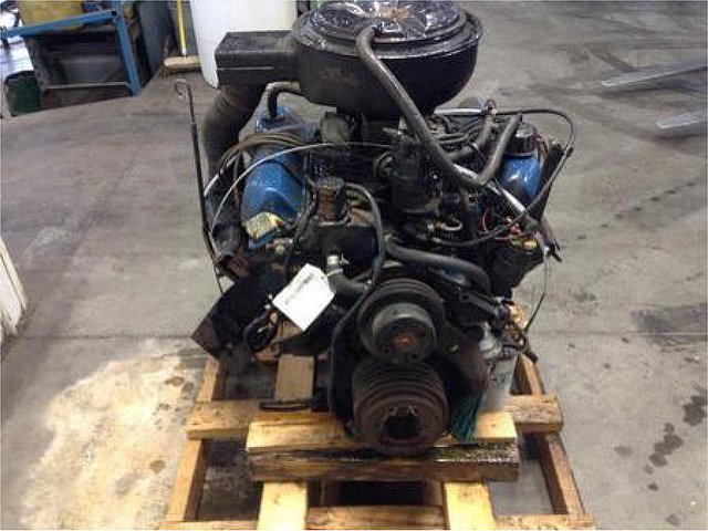 FORD 330 Photo
