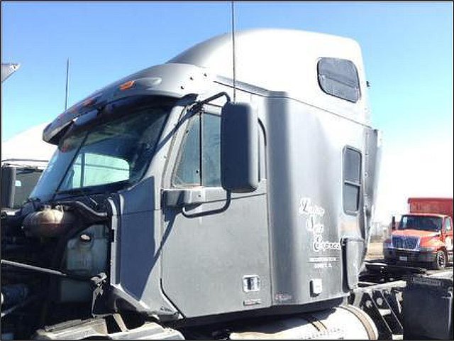 FREIGHTLINER COLUMBIA 120 Photo