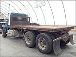 FREIGHTLINER FLC120 Photo #2