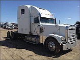 FREIGHTLINER CLASSIC XL Photo #2