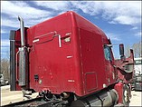 FREIGHTLINER COLUMBIA 120 Photo #2