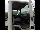 FREIGHTLINER FL70 Photo #9