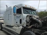 FREIGHTLINER FLD120 Photo #3