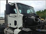 FREIGHTLINER COLUMBIA 120 Photo #2