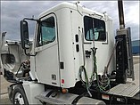 FREIGHTLINER COLUMBIA 120 Photo #6