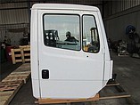 FREIGHTLINER FL70 Photo #2