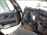 FREIGHTLINER CASCADIA Photo #5