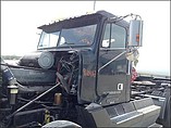 FREIGHTLINER FLD120