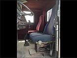 FREIGHTLINER FLD120 Photo #8
