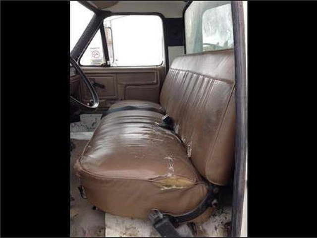 FORD F700 Photo