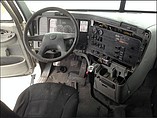 FREIGHTLINER COLUMBIA 120 Photo #4