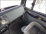 FREIGHTLINER FL112 Photo #7