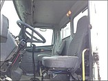 FREIGHTLINER FL112 Photo #9