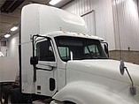 FREIGHTLINER COLUMBIA 120 Photo #2