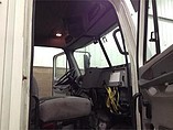 FREIGHTLINER COLUMBIA 120 Photo #12