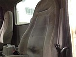 FREIGHTLINER COLUMBIA 120 Photo #2