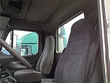 FREIGHTLINER COLUMBIA 120 Photo #3