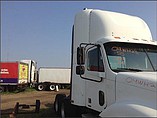 FREIGHTLINER COLUMBIA 120 Photo #9