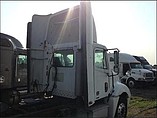 FREIGHTLINER COLUMBIA 120 Photo #12