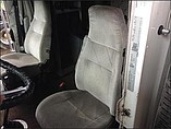 FREIGHTLINER FLD120-CLASSIC Photo #2