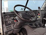 FREIGHTLINER COLUMBIA 120 Photo #11