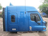 FREIGHTLINER CASCADIA Photo #2