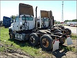 FORD L9000 Photo #2