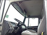 FREIGHTLINER FL70 Photo #7
