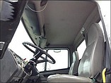 FREIGHTLINER FL70 Photo #9