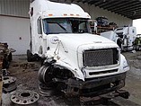FREIGHTLINER COLUMBIA 120 Photo #2