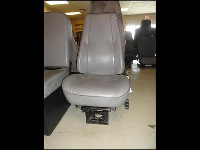 FORD L8501 LOUISVILLE 101 Photo