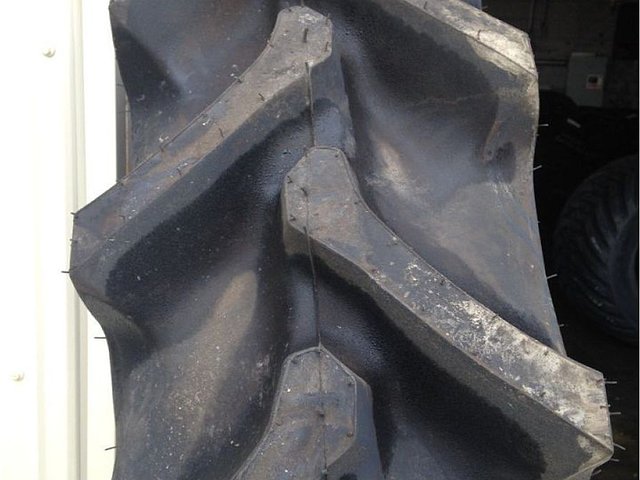 FIRESTONE 13.6-46 FIRESTONE CH Photo