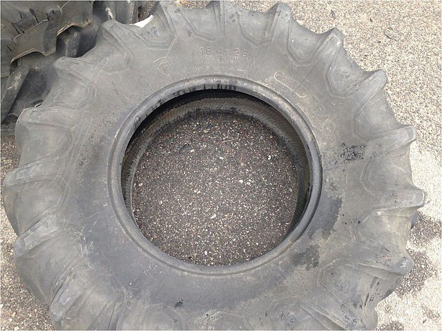 FIRESTONE 18.4-26 USED FARM TI Photo