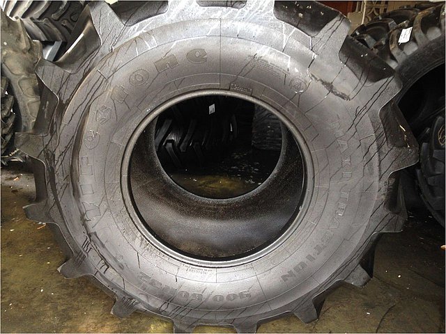 FIRESTONE MAX TRACTION 900/60R32 FIRESTONE Photo