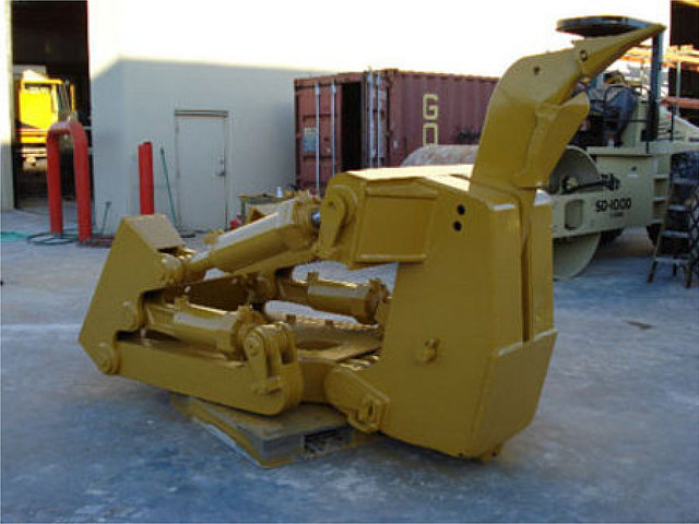 CATERPILLAR D8T
