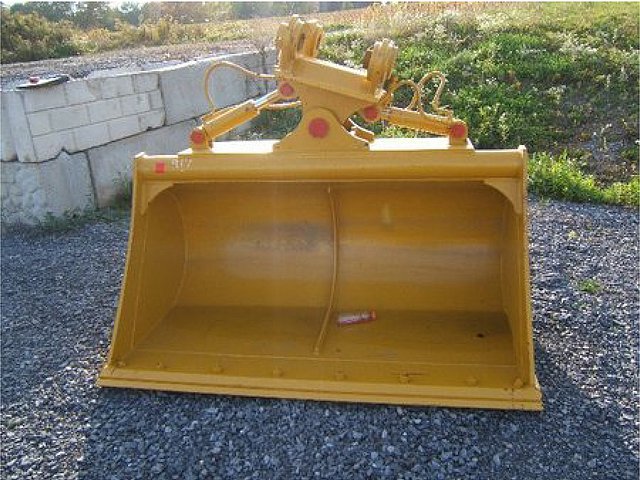 CATERPILLAR 325D Photo