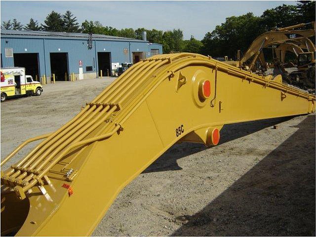 CATERPILLAR 385 Photo