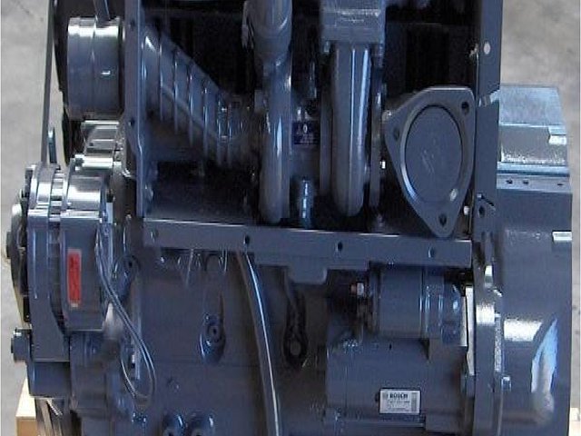 DEUTZ BF4L913 Photo