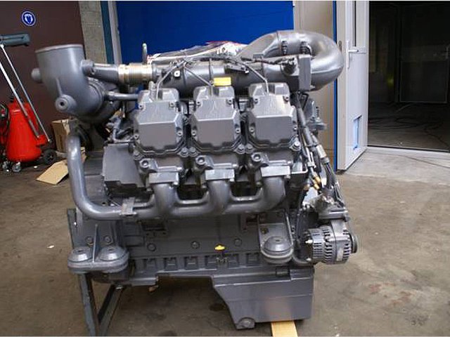 DEUTZ BF6M1015C Photo