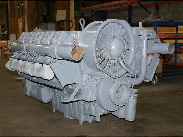 DEUTZ F10L513 Photo