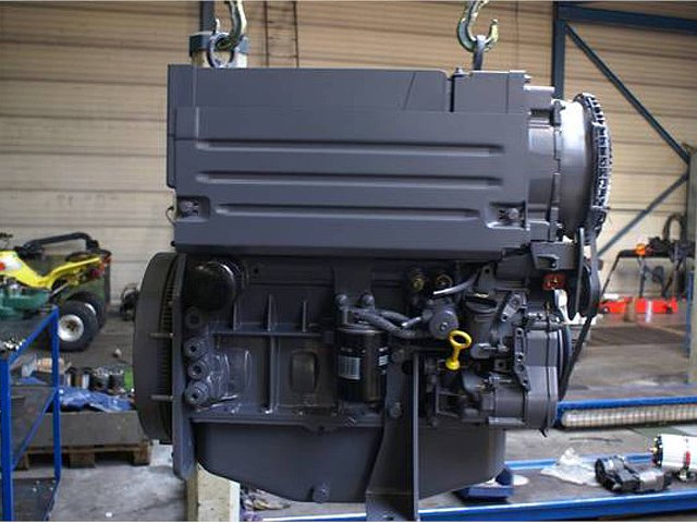 DEUTZ F4L1011F Photo