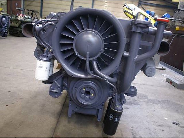 DEUTZ F8L413 Photo