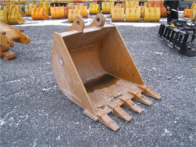 CATERPILLAR 318 Photo