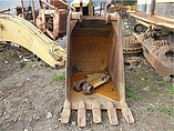 CATERPILLAR 235C Photo #2