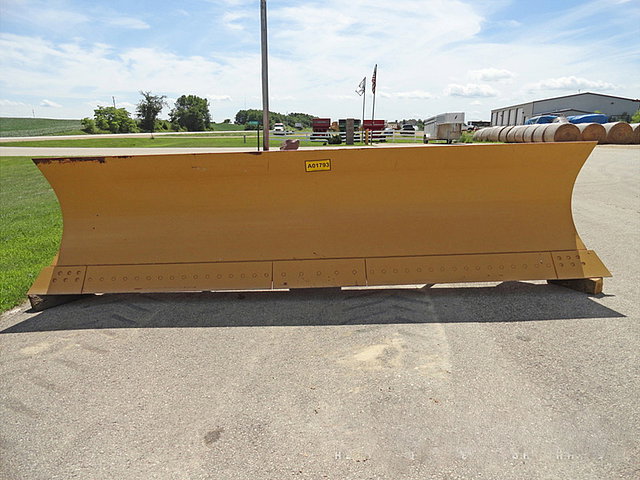 CATERPILLAR D6H Photo